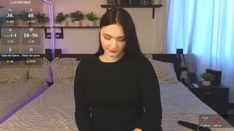 kira_jin online show from May 7, 8:20 am