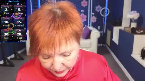 Snapshot of kira_kennet chatting on October 1, 6:52 am Kira Kennet online show from October 1, 6:52 am