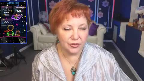 Snapshot of kira_kennet chatting on October 12, 5:39 am Kira Kennet online show from October 12, 5:39 am