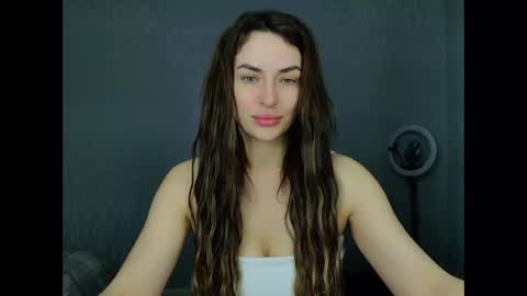 Kira love1 online show from April 18, 5:44 am