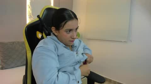 K I R A online show from April 4, 11:29 am