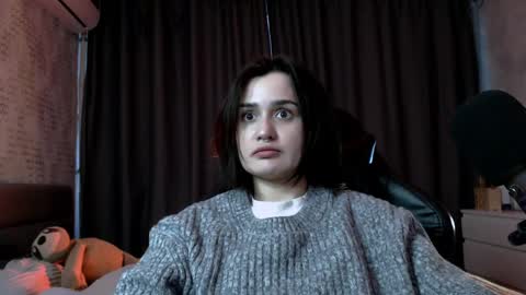 Snapshot of kira_yammy chatting on May 15, 11:56 pm Kira follow me online show from May 15, 11:56 pm