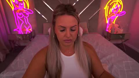 Snapshot of kiracandys chatting on September 14, 8:30 pm Kira online show from September 14, 8:30 pm