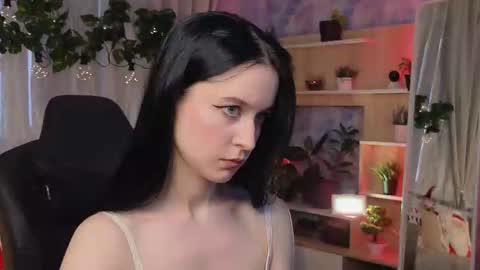 Snapshot of kiralilime chatting on February 16, 1:38 pm Kira online show from February 16, 1:38 pm