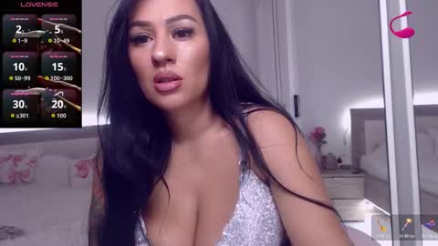 kiramaes online show from November 21, 7:51 am