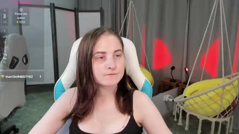KiraParker online show from May 6, 3:39 pm
