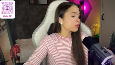 Snapshot of kirarasay chatting on December 27, 11:28 am Kira online show from December 27, 11:28 am