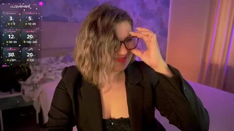 Kira online show from April 8, 9:20 am