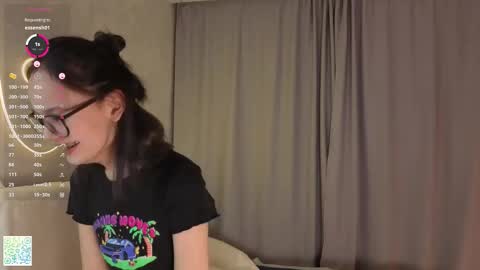 Snapshot of kirbycallaro chatting on February 25, 6:06 pm Miko online show from February 25, 6:06 pm