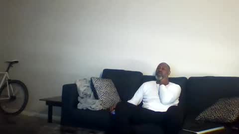 Snapshot of kirbyplaceron chatting on October 29, 6:20 pm Kirby online show from October 29, 6:20 pm