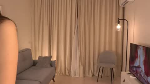 kiri_pvt online show from October 25, 6:57 pm