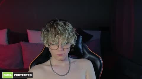 Kirill and Andrey online show from March 27, 8:26 am