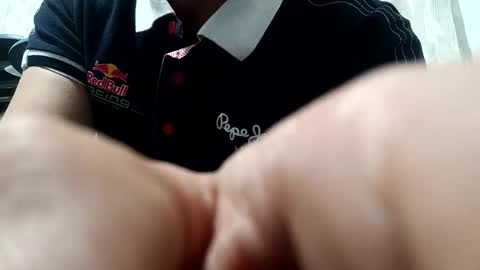 Snapshot of kirito20212 chatting on February 19, 7:06 am Kirito online show from February 19, 7:06 am