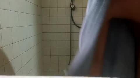 Snapshot of kirito20212 chatting on February 22, 10:31 pm Kirito online show from February 22, 10:31 pm