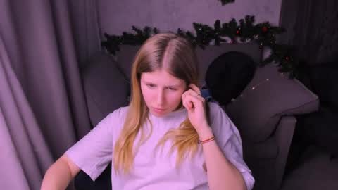 Kira online show from December 14, 12:44 am