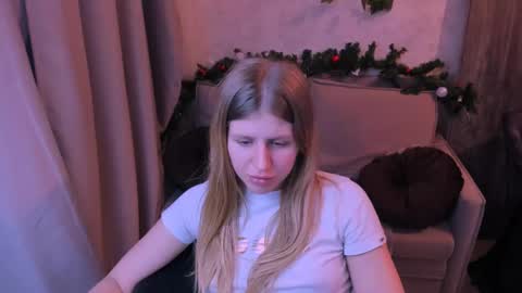 Kira online show from December 18, 10:13 pm