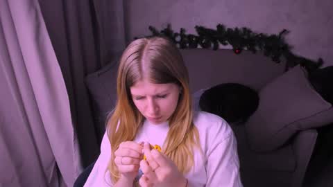 Kira online show from December 27, 10:48 pm