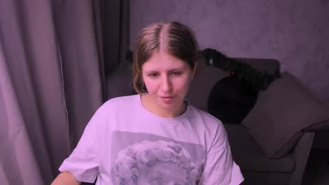 Kira online show from January 5, 9:14 pm