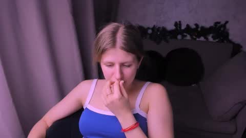 Kira online show from January 10, 9:10 pm