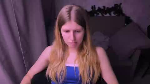 Kira online show from January 14, 8:15 pm