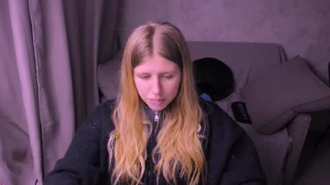 Kira online show from January 18, 7:58 pm