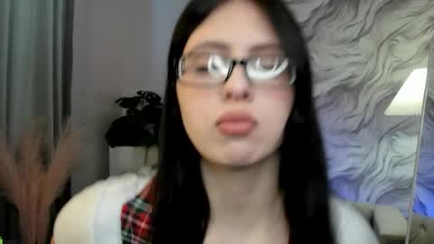 Kisa  online show from April 7, 10:15 am