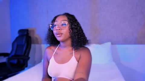 Snapshot of kishalove_ chatting on November 12, 10:37 am kishalove_ online show from November 12, 10:37 am