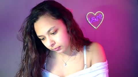 Snapshot of kiss_ameliaa chatting on February 26, 9:21 am kiss_ameliaa online show from February 26, 9:21 am