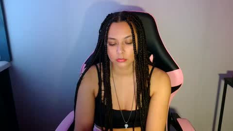 Snapshot of kiss_ameliaa chatting on March 11, 8:30 am kiss_ameliaa online show from March 11, 8:30 am