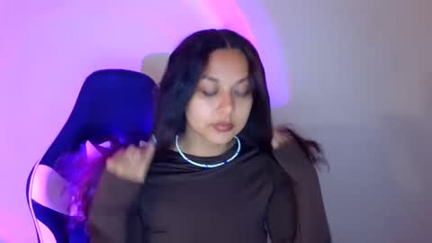 Snapshot of kiss_ameliaa chatting on October 2, 9:27 am kiss_ameliaa online show from October 2, 9:27 am