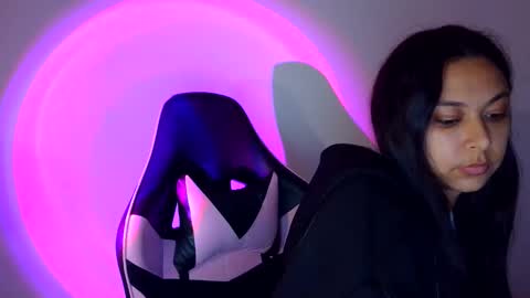 Snapshot of kiss_ameliaa chatting on November 4, 9:41 am kiss_ameliaa online show from November 4, 9:41 am