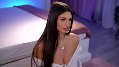 Kiss Jess online show from February 24, 8:18 pm