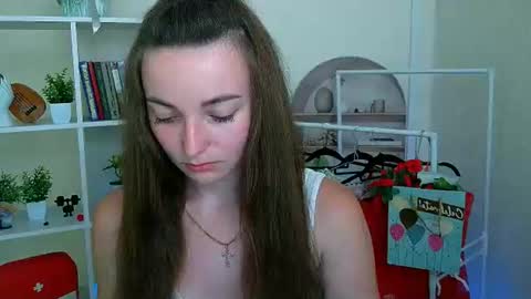 Snapshot of kiss_shy chatting on July 8, 2:32 pm Valeria online show from July 8, 2:32 pm