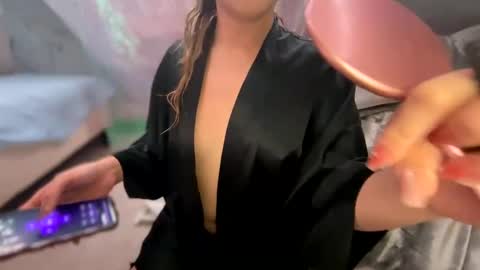 Kissah Kreampuff online show from February 25, 9:24 pm