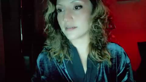 Kissah Kreampuff online show from November 8, 10:15 am