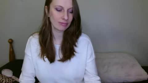 Snapshot of kissallie chatting on March 7, 10:43 pm Allie online show from March 7, 10:43 pm