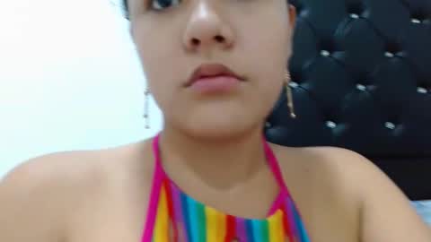 kiss and fire online show from October 21, 4:57 am