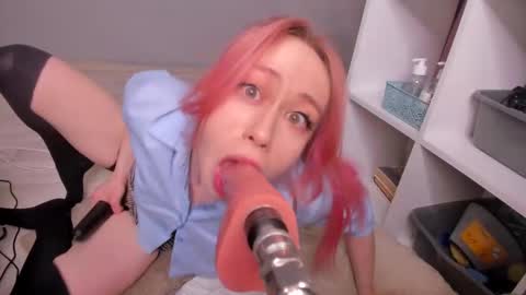 Snapshot of kissasun chatting on February 19, 8:52 pm Secret 3 online show from February 19, 8:52 pm