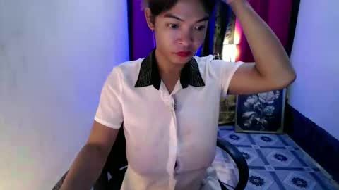 Snapshot of kisses_asian143 chatting on November 10, 11:15 pm VICTORIA online show from November 10, 11:15 pm