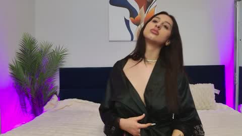 KissInferno online show from May 11, 4:04 pm