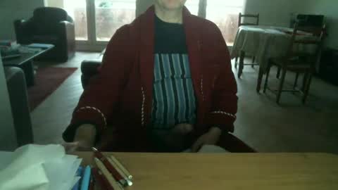 Snapshot of kisslog1 chatting on December 22, 7:54 am kisslog1 online show from December 22, 7:54 am