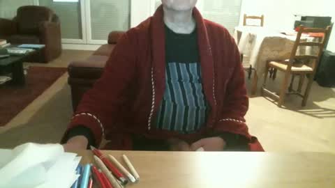 Snapshot of kisslog1 chatting on December 22, 6:15 pm kisslog1 online show from December 22, 6:15 pm