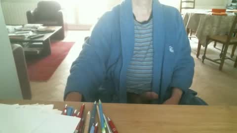 Snapshot of kisslog1 chatting on October 19, 8:37 am kisslog1 online show from October 19, 8:37 am