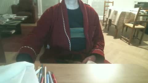 kisslog1 online show from November 16, 3:50 pm