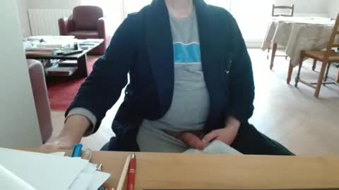 kisslog1 online show from April 5, 7:16 am