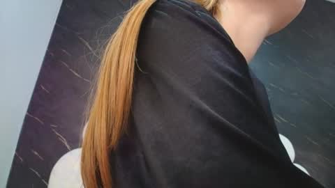 BELLA FLAME online show from May 12, 7:22 pm
