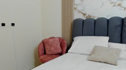 Snapshot of kissmesara chatting on February 26, 12:15 pm Sara online show from February 26, 12:15 pm