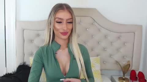 Snapshot of kissnatalie chatting on January 7, 12:07 pm Natalie online show from January 7, 12:07 pm