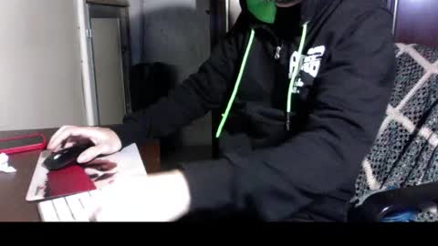 Snapshot of kissofbanned1983 chatting on October 18, 8:04 am kissofbanned1983 online show from October 18, 8:04 am