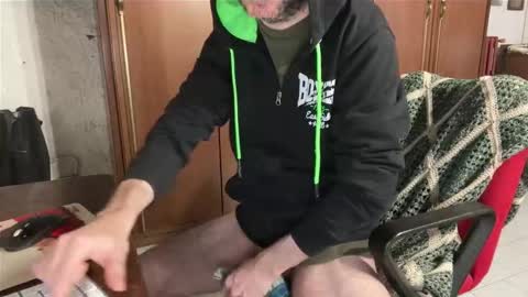 kissofbanned1983 online show from February 10, 9:46 am